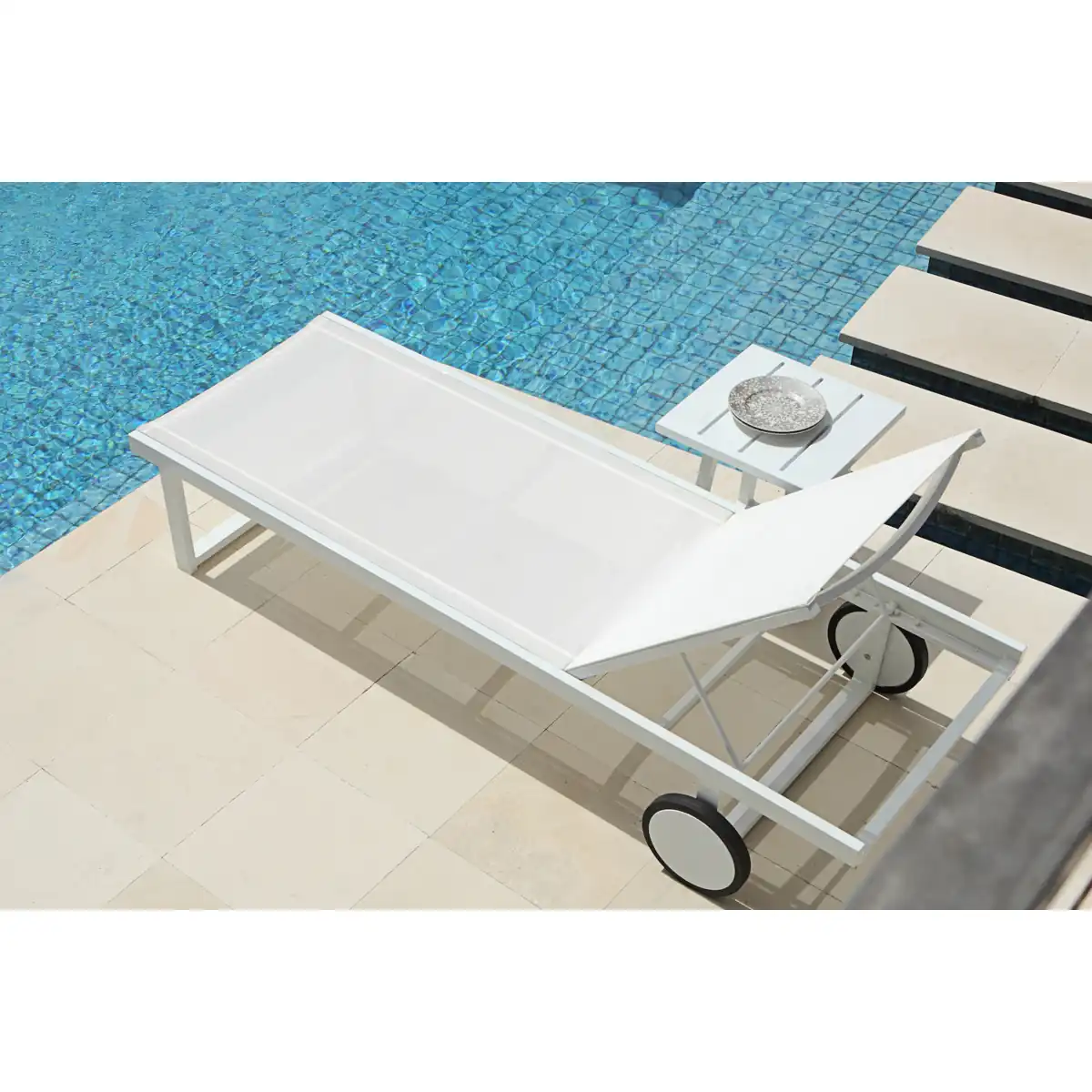 Allux Lounger Allux Side Table