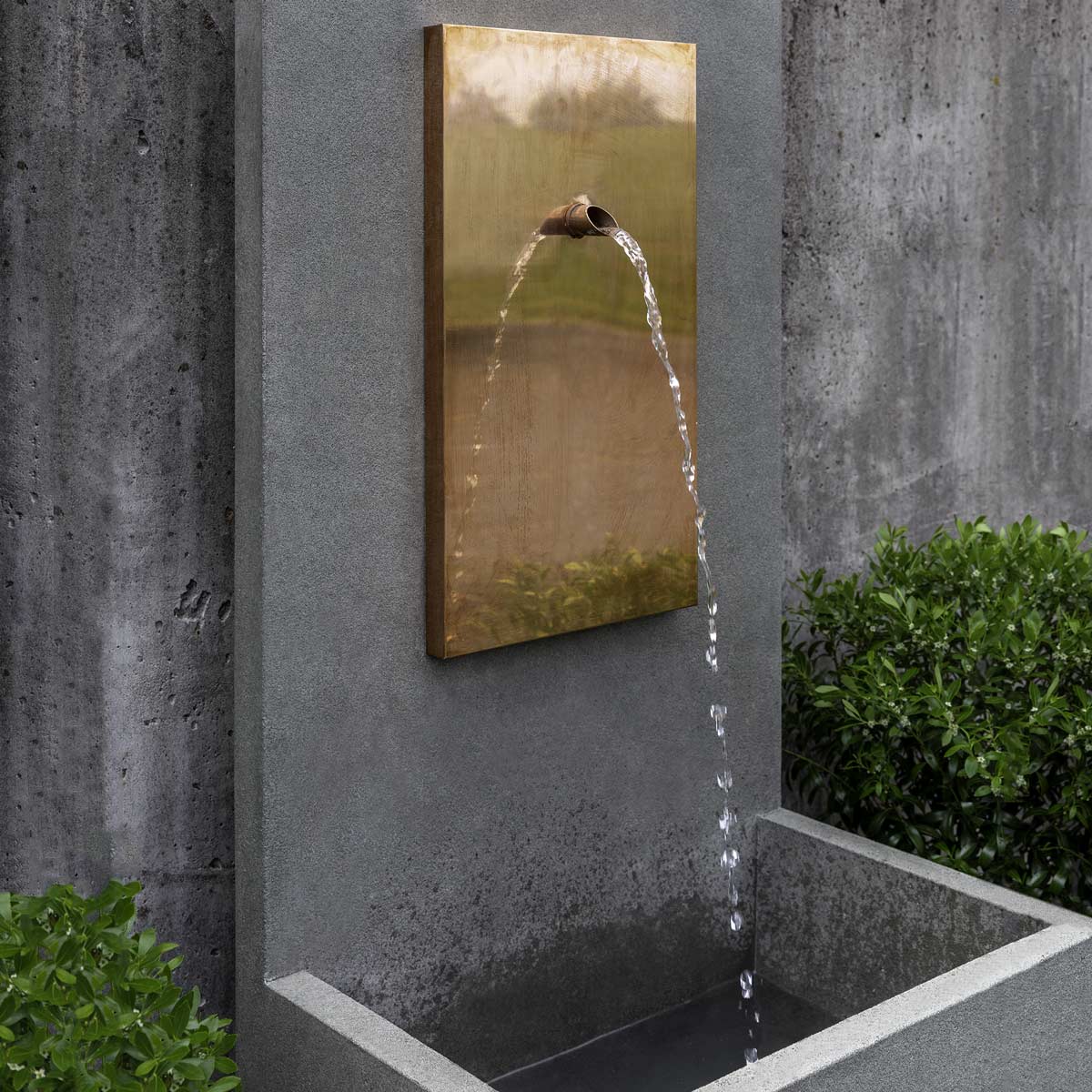 Detail Mc 2 Fountain Copper (cast Stone In Alpine Stone Finish)