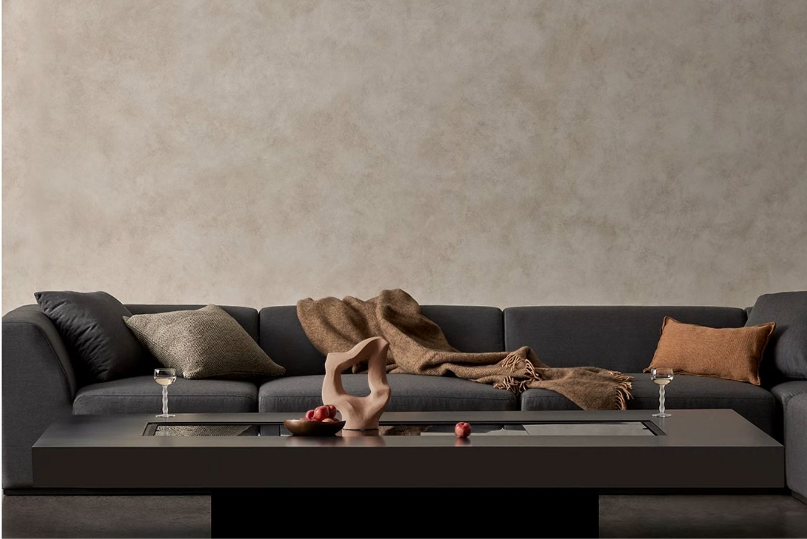 Gin 90 IMGs (5) Gin 90 Imgs (5) outdoor table with fire pit