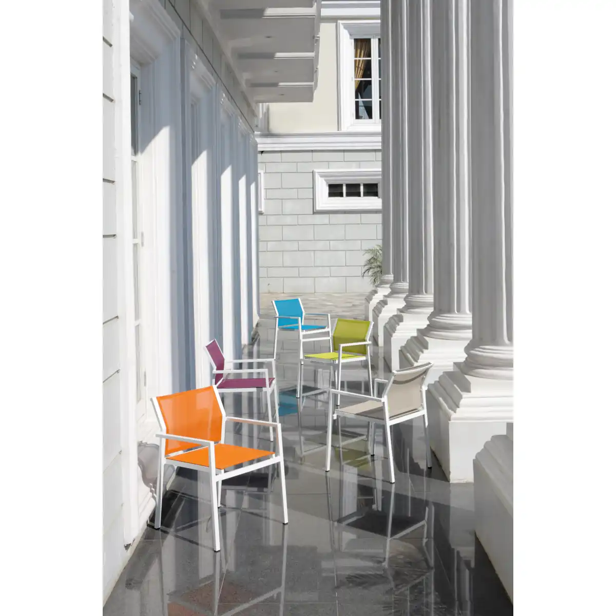 Mamagreen Allux Stackable Armchair 2