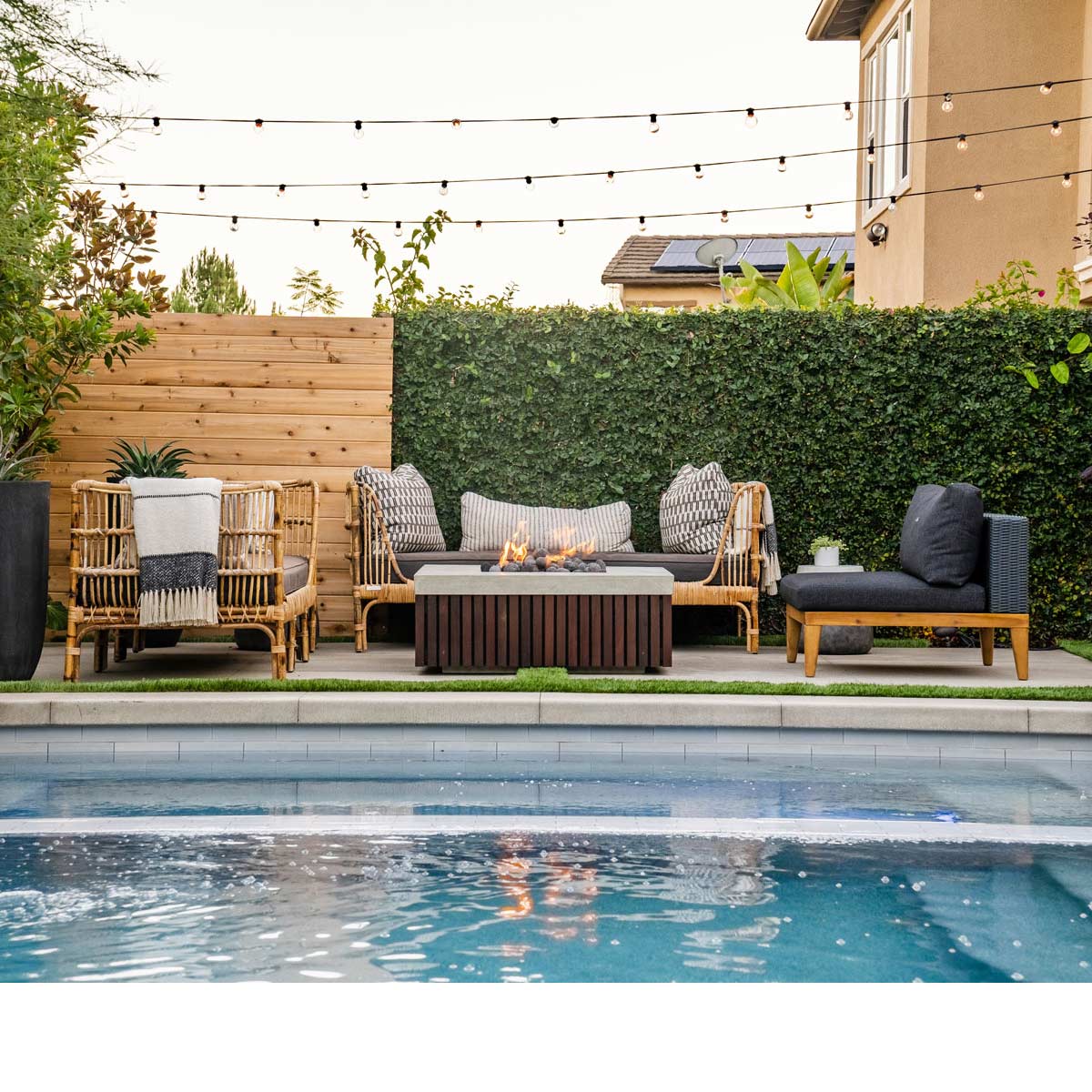 Manchester Fire Table (brazilian Hardwood With Gfrc In Natural And Lava Rock Fire Media)