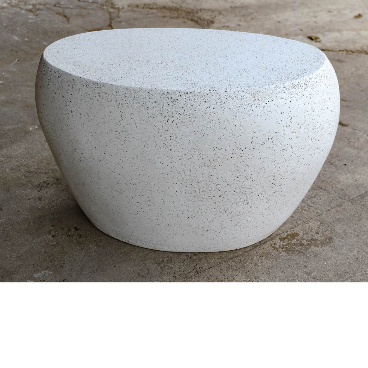 River Rock Table 26in (fiberglass Resin And Aggregate In Natural Stone Finish)