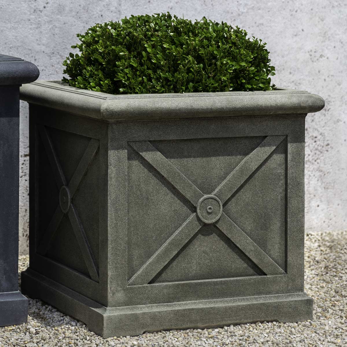 Small Montparnasse Planter (cast Stone In Alpine Stone Finish)