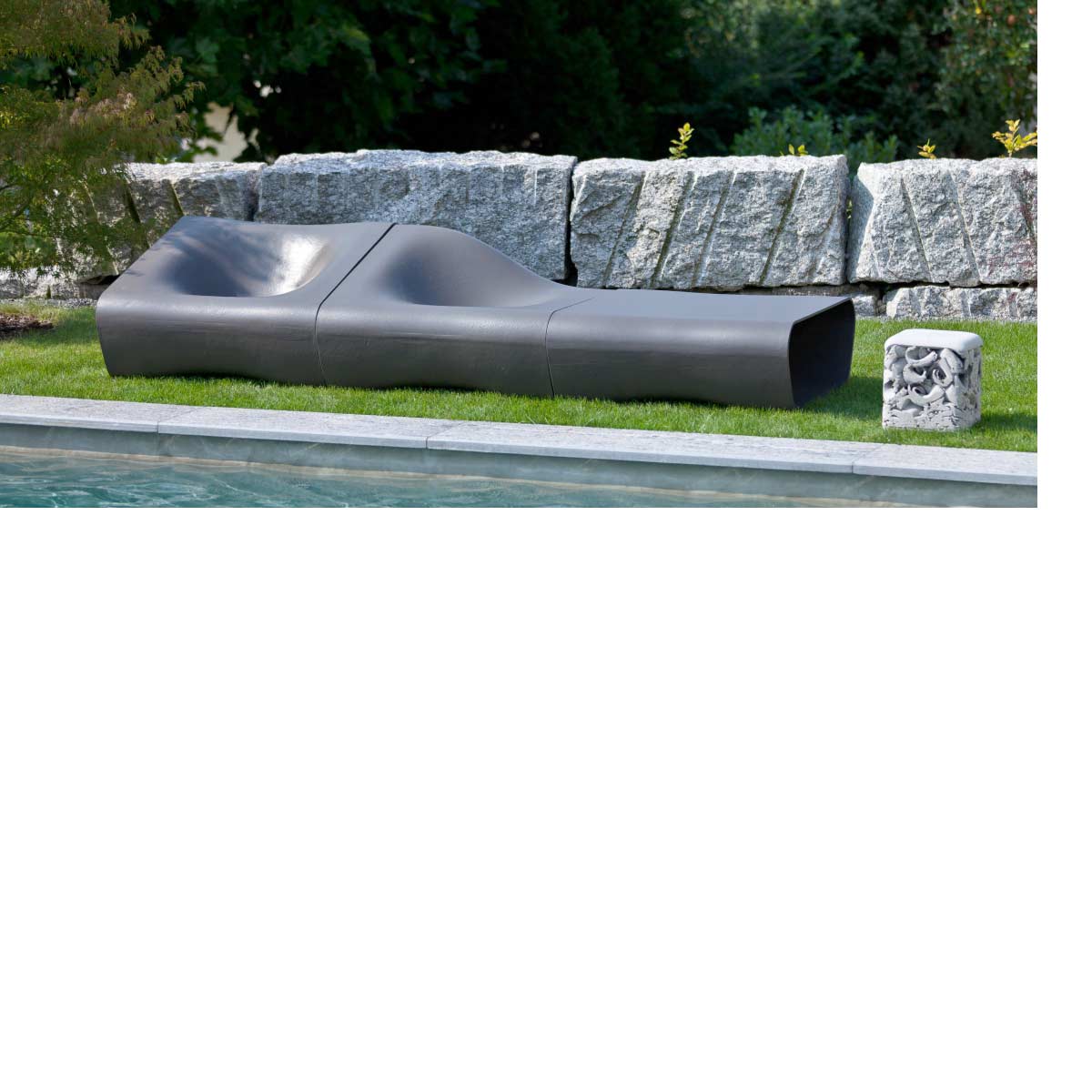 Dune Center, Right Seats, Table (fiber Cement In Anthracite Finish)