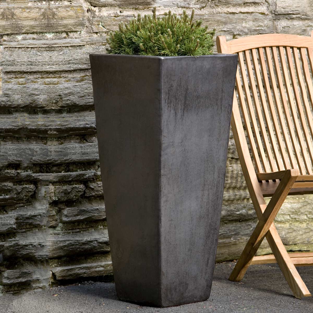 Faro Planter (terracotta In Graphite Glaze)