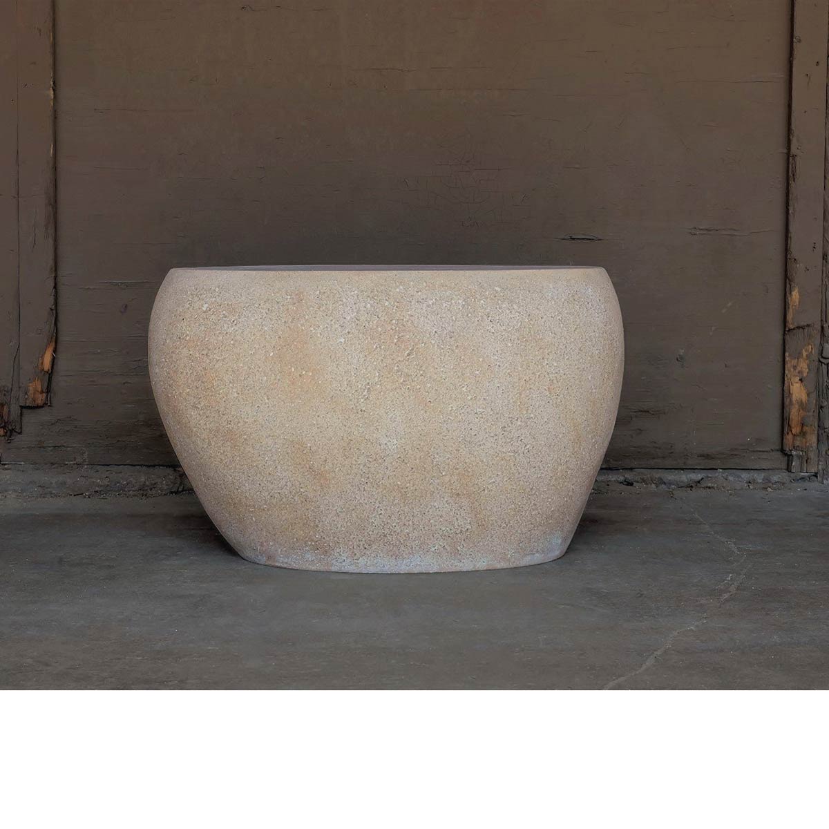 River Rock Table 26in (fiberglass Resin And Aggregate In Aged Stone Finish)